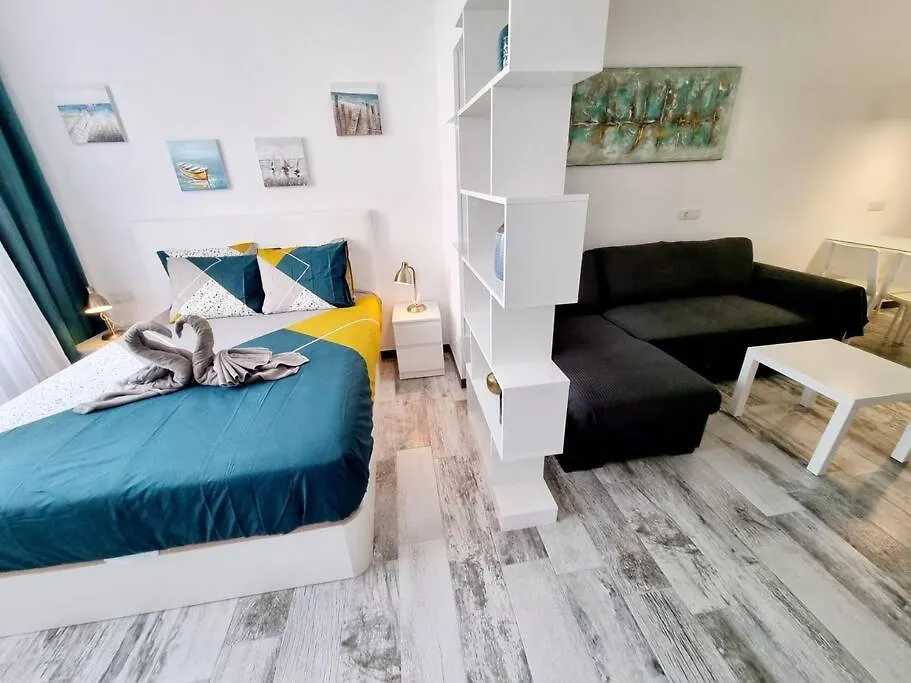 Apartamento Smeraldo 11 Playa Roca 코스타 테기세 아파트