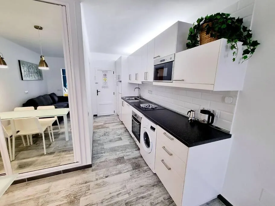 דירה קוסטה טגוויסה Apartamento Smeraldo 11 Playa Roca