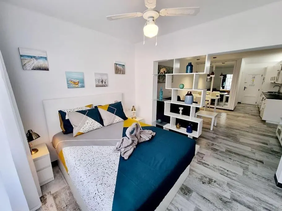 Apartamento Smeraldo 11 Playa Roca 코스타 테기세 아파트