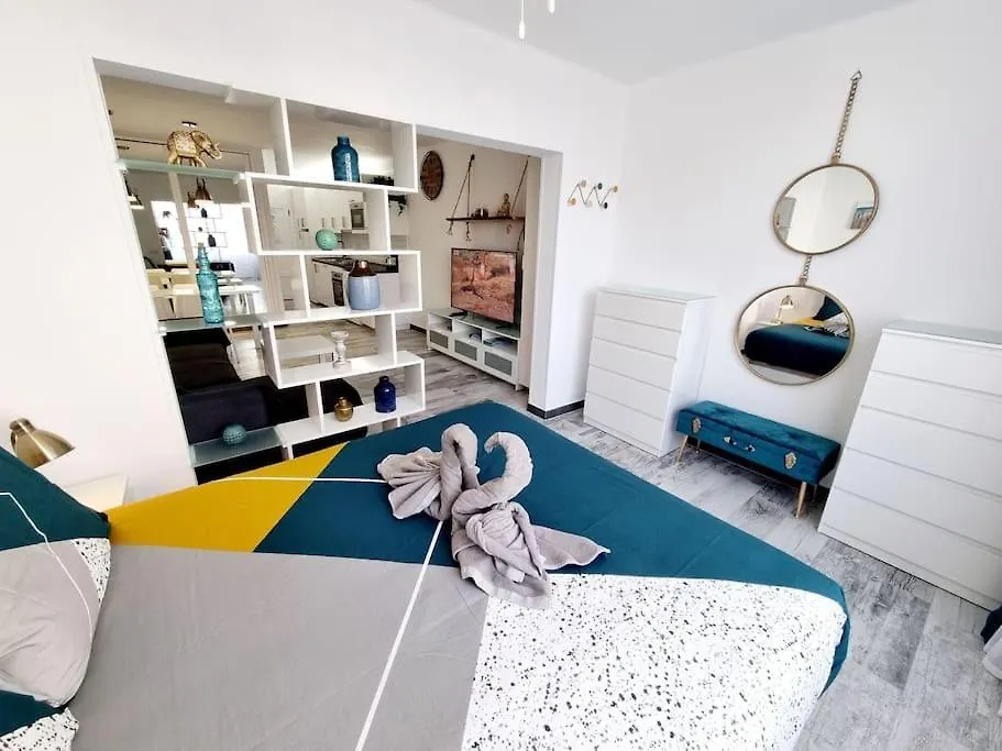 דירה קוסטה טגוויסה Apartamento Smeraldo 11 Playa Roca ספרד