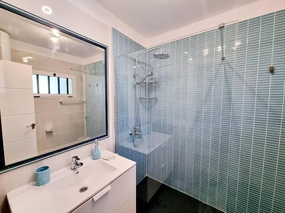 Apartamento Smeraldo 11 Playa Roca 코스타 테기세 아파트